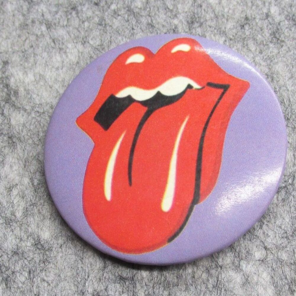 Vintage Rolling Stones button pinback "Tongue and Lips" logo 70s-80s
